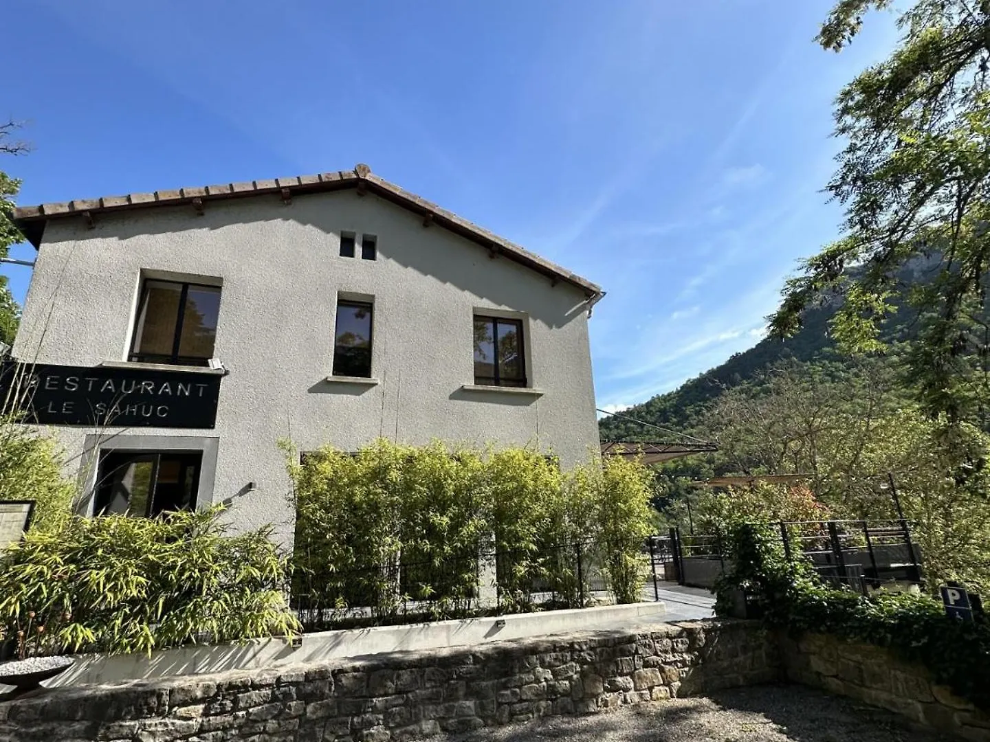 Le Sahuc Hotel Riviere-sur-Tarn