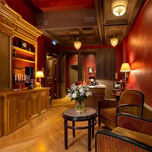 hotel-bayard.hotels-rhonealpes.com/